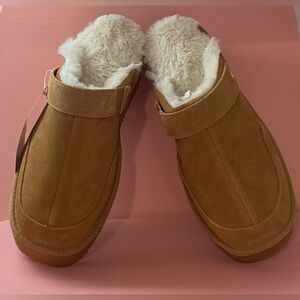 NWT … JOYSPUN COZY SUEDE SLIP ON CLOGS IN CAMEL COLOR